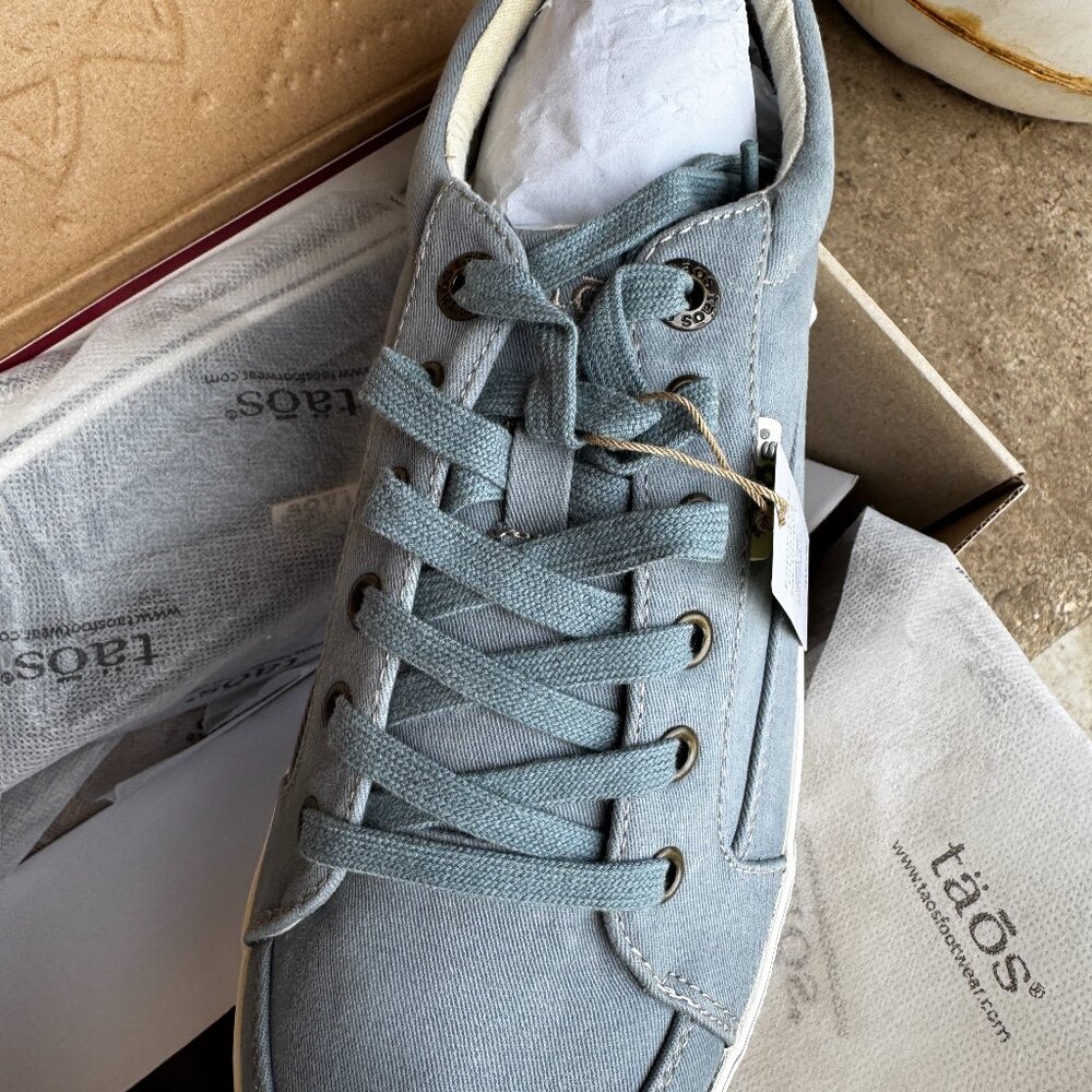 Taos Blue Canvas Shoes - Picture 8 of 10